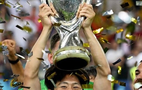 开云官方-赛地聚焦——欧超杯窗口期热度飙升，本菲卡刷新队史纪录，引发热议，球探报告显示潜力的简单介绍