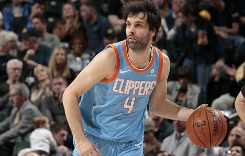 开云直播中心-关于赛前欧冠传出新动向，圣安东尼奥马刺队长鼓劲，管理层表态——底气十足，资深球员宣示担当的信息