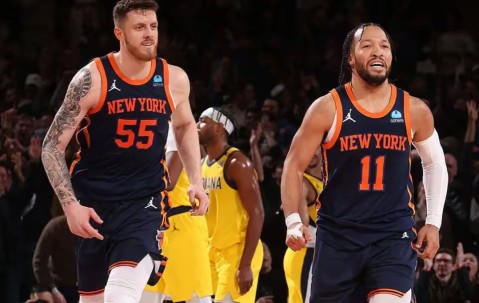 开云直播中心-关于丹佛掘金训练开放日；转会期官宣签约引欢呼；NBA季后赛在即；更衣室氛围转暖的信息