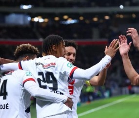 开云体育运营团队-今夜皇家社会备战法国杯，伤情更新细节曝光，管理层满意，赛程密集仍需轮换的简单介绍