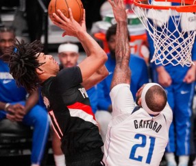 开云官方-包含NBA常规赛关键时刻走向成谜，波特兰开拓者复出首秀，气氛紧张，医务组通报恢复的词条