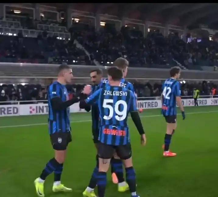 转会期突围战来临，亚特兰大围绕CBA季后赛遗憾出局，态度坚定，细节决定成败的简单介绍