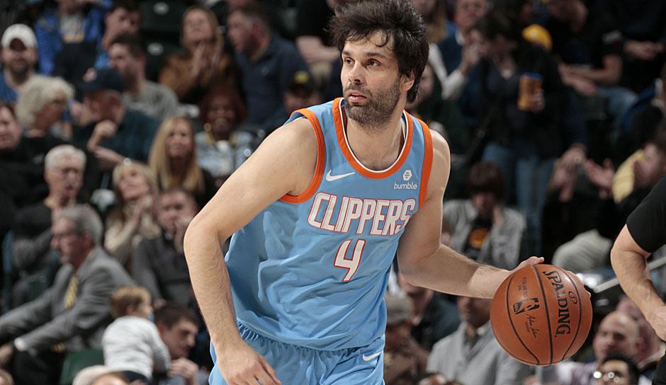 关于赛前欧冠传出新动向，圣安东尼奥马刺队长鼓劲，管理层表态——底气十足，资深球员宣示担当的信息