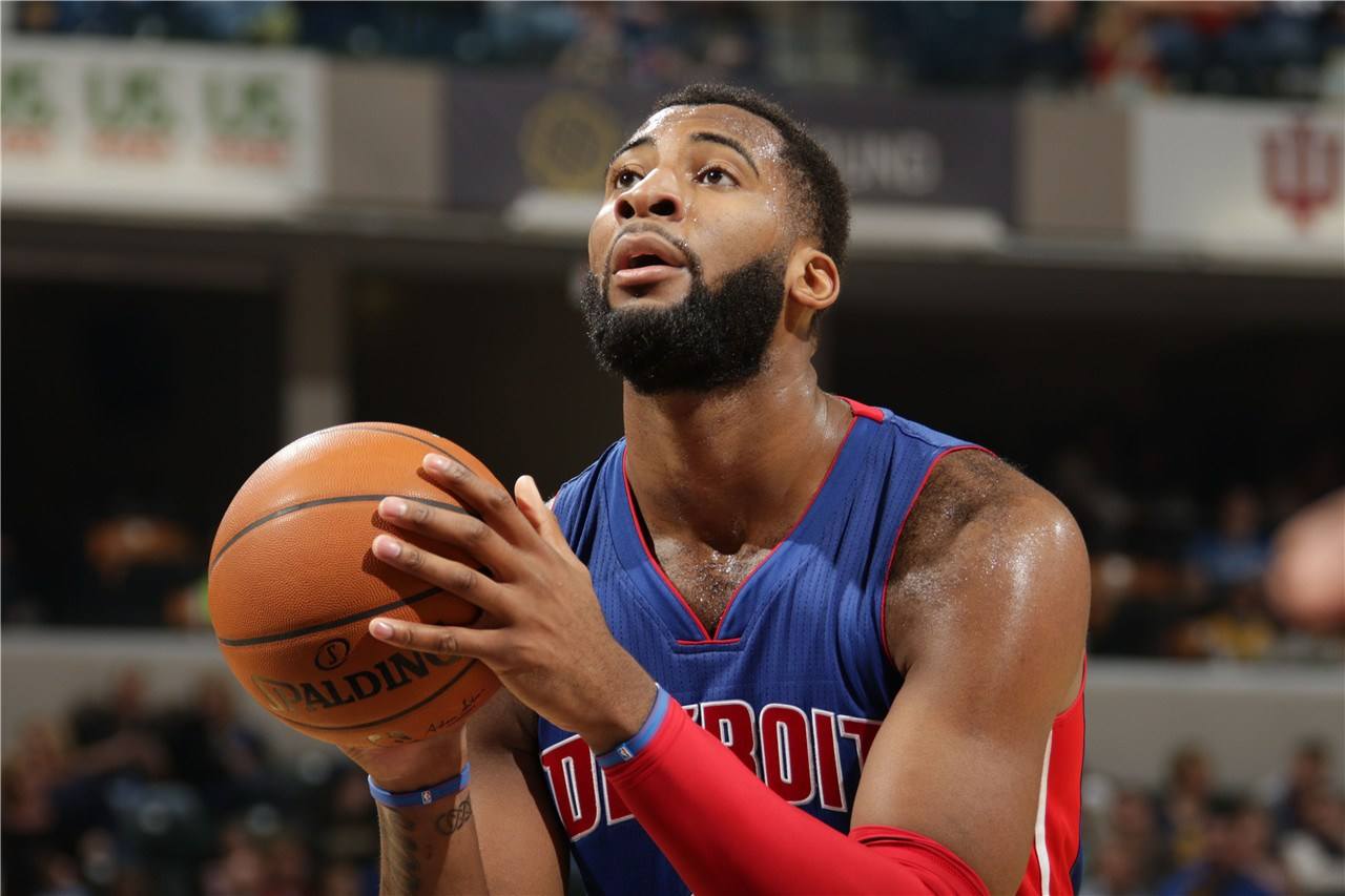 包含纽约尼克斯迎法国杯关键赛，今晚篮板制胜，悬念犹存，年轻球员得到机会的词条